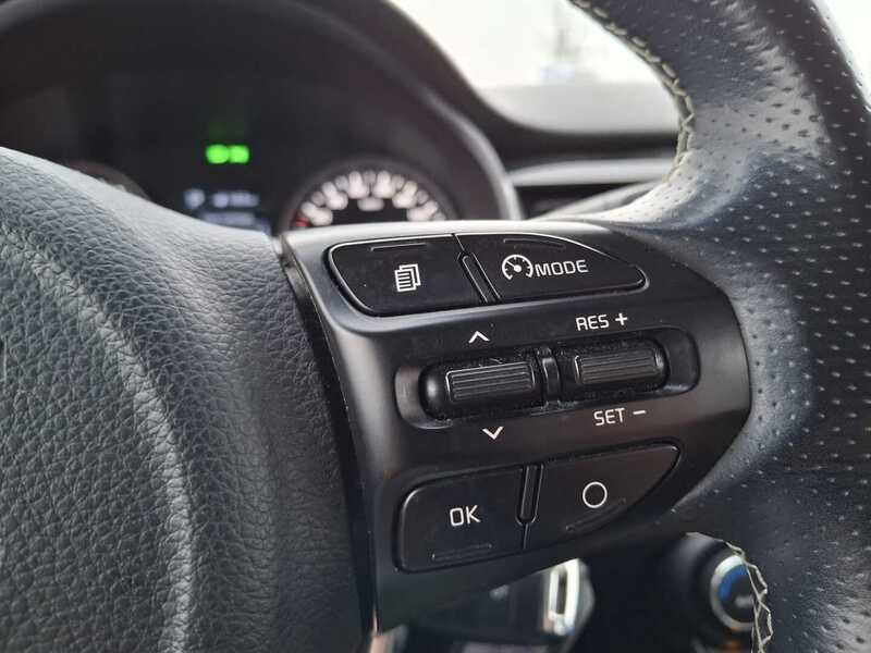 Kia Stonic vaihtoauto