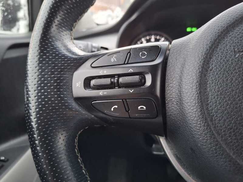 Kia Stonic vaihtoauto