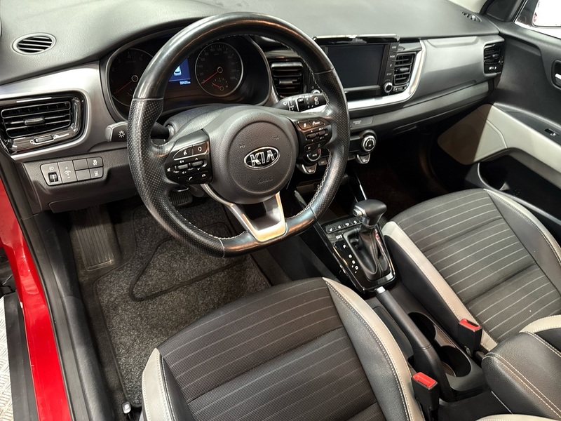 Kia Stonic vaihtoauto