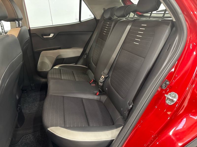 Kia Stonic vaihtoauto