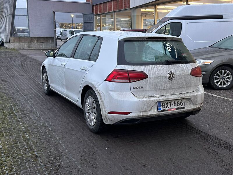 Volkswagen Golf vaihtoauto