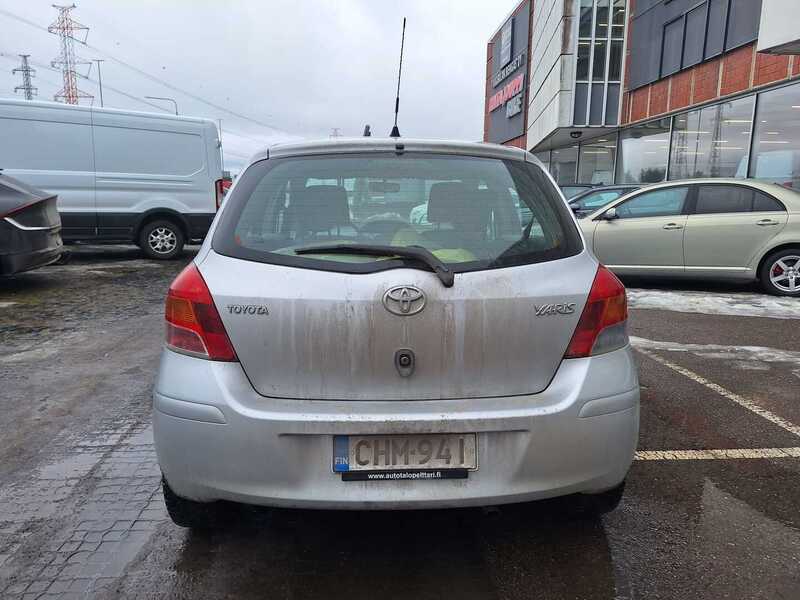 Toyota Yaris vaihtoauto