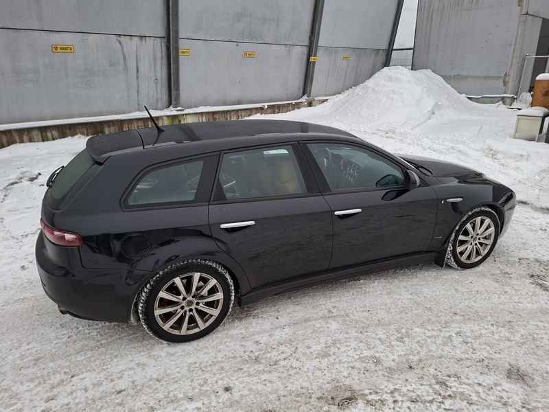 Alfa Romeo 159 vaihtoauto