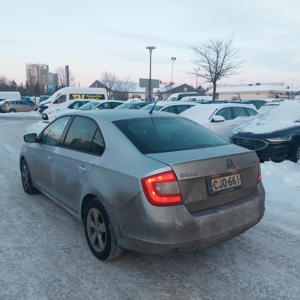 Skoda Rapid vaihtoauto