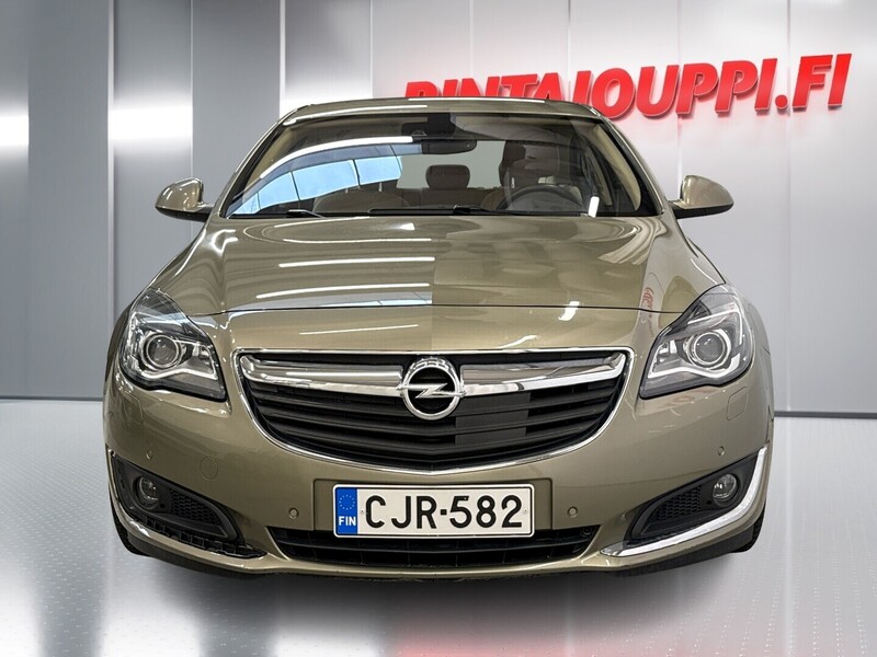 Opel Insignia vaihtoauto