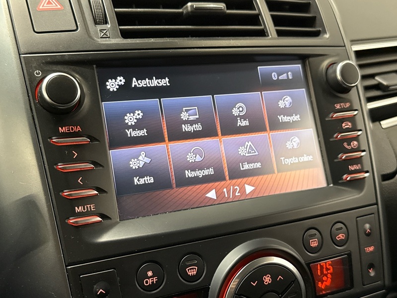 Toyota Verso vaihtoauto