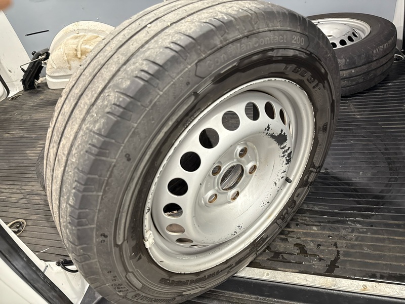 Volkswagen Transporter vaihtoauto