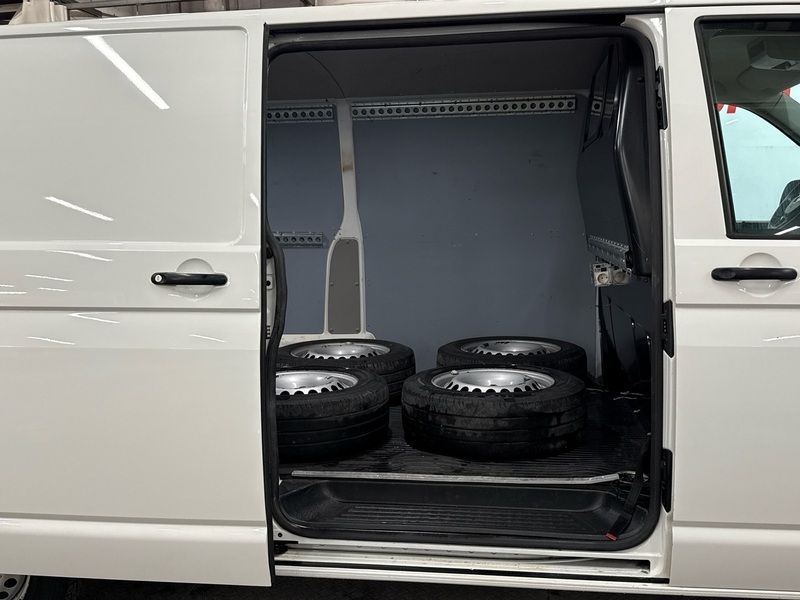 Volkswagen Transporter vaihtoauto
