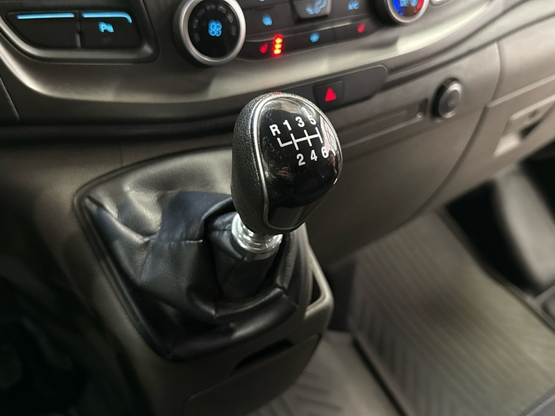 Ford Transit Custom vaihtoauto