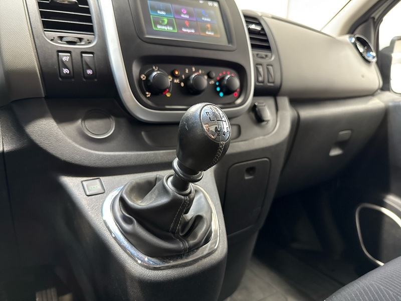 Nissan NV300 vaihtoauto