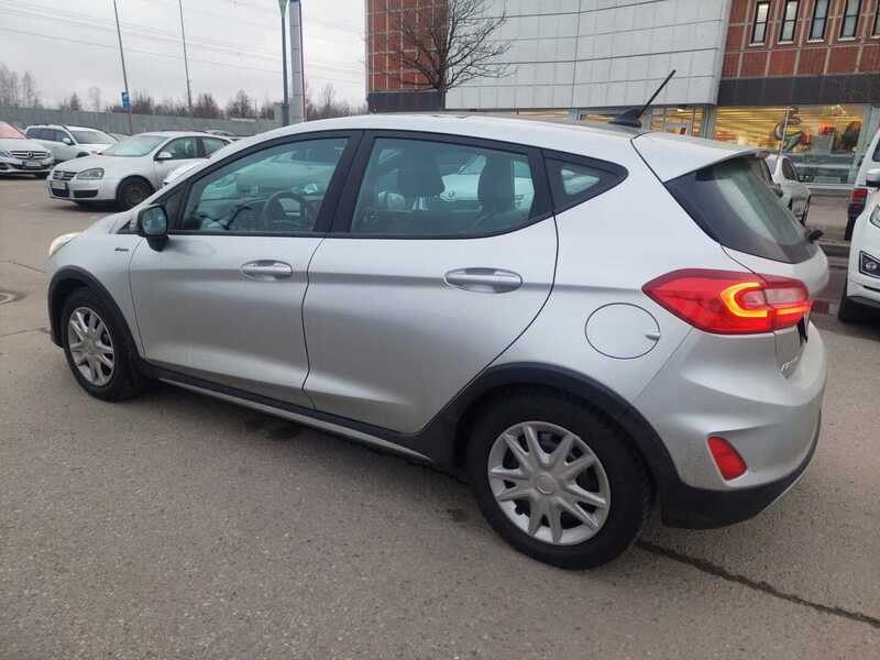 Ford Fiesta vaihtoauto