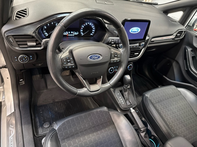 Ford Fiesta vaihtoauto
