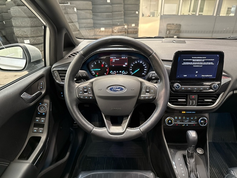 Ford Fiesta vaihtoauto
