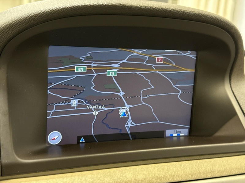 Volvo V70 vaihtoauto