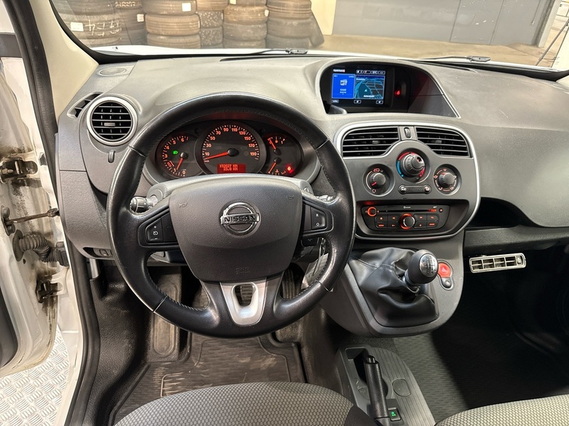 Nissan NV250 vaihtoauto