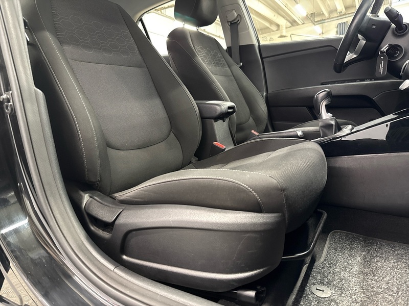 Kia Rio vaihtoauto