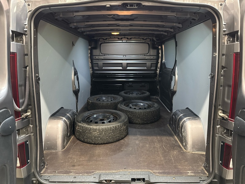 Nissan NV300 vaihtoauto