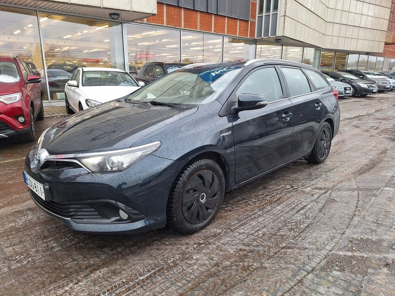 Toyota Auris vaihtoauto