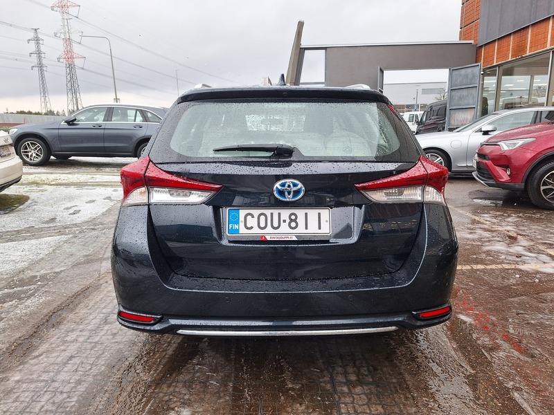 Toyota Auris vaihtoauto