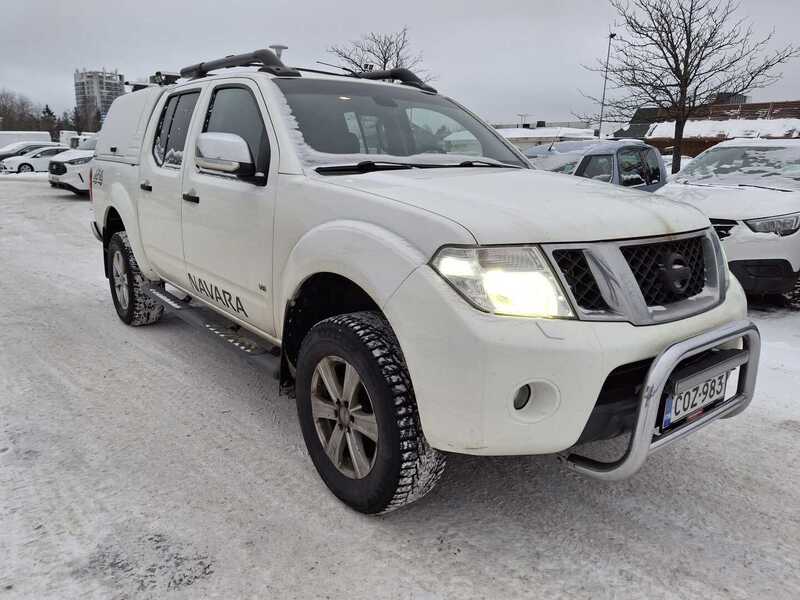 Nissan Navara vaihtoauto