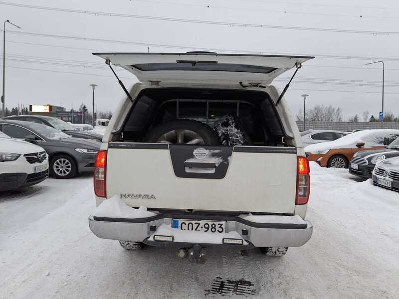 Nissan Navara vaihtoauto