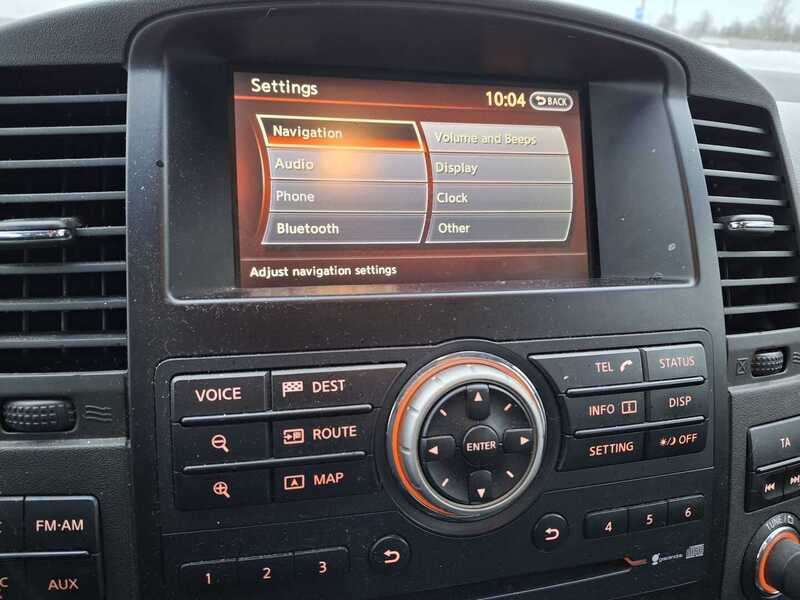 Nissan Navara vaihtoauto