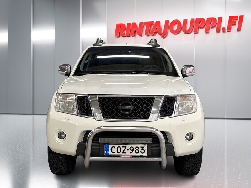 Nissan Navara vaihtoauto
