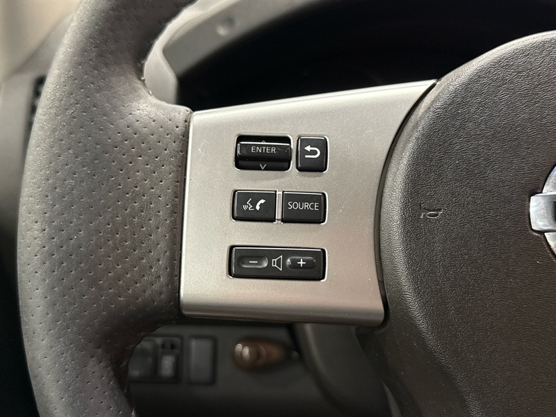 Nissan Navara vaihtoauto