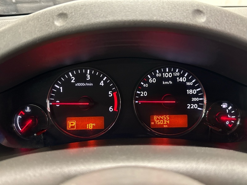 Nissan Navara vaihtoauto