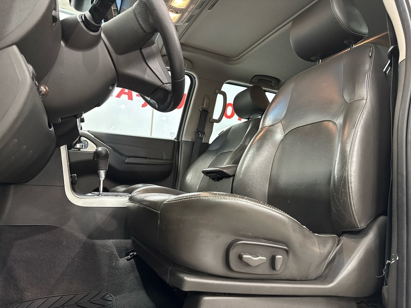 Nissan Navara vaihtoauto