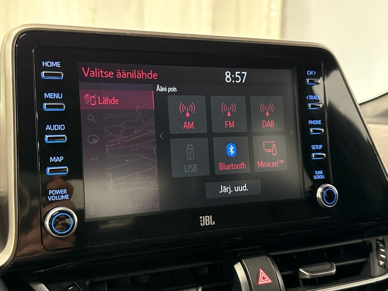 Toyota C-HR vaihtoauto