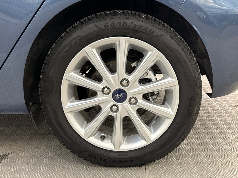 Ford Fiesta vaihtoauto