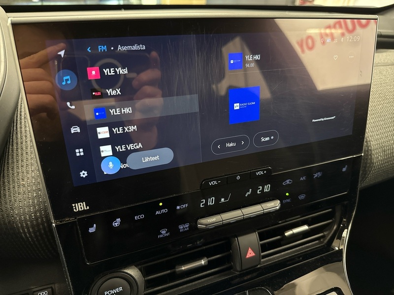 Toyota bZ4X vaihtoauto
