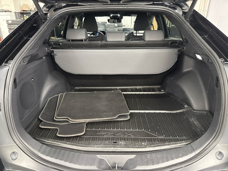 Toyota bZ4X vaihtoauto