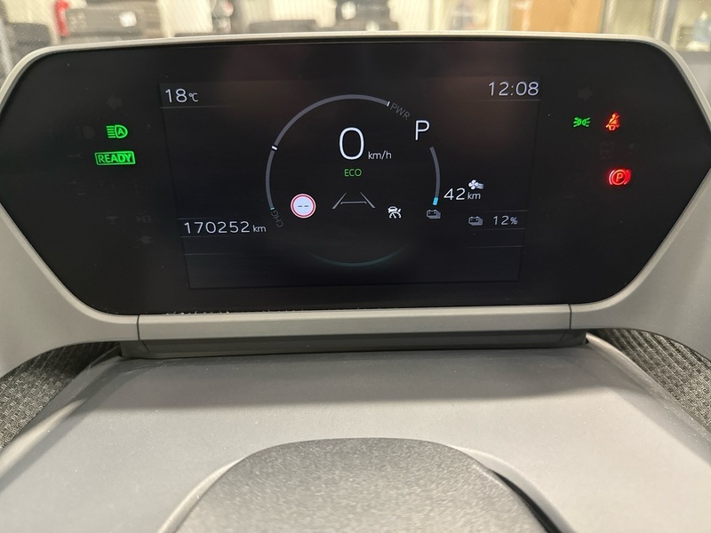 Toyota bZ4X vaihtoauto