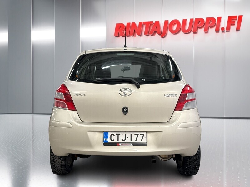 Toyota Yaris vaihtoauto