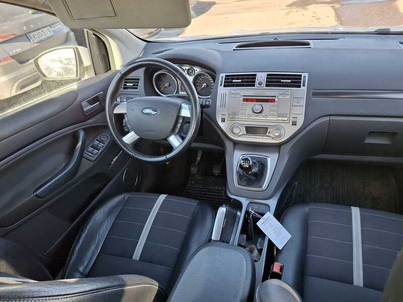 Ford Kuga vaihtoauto
