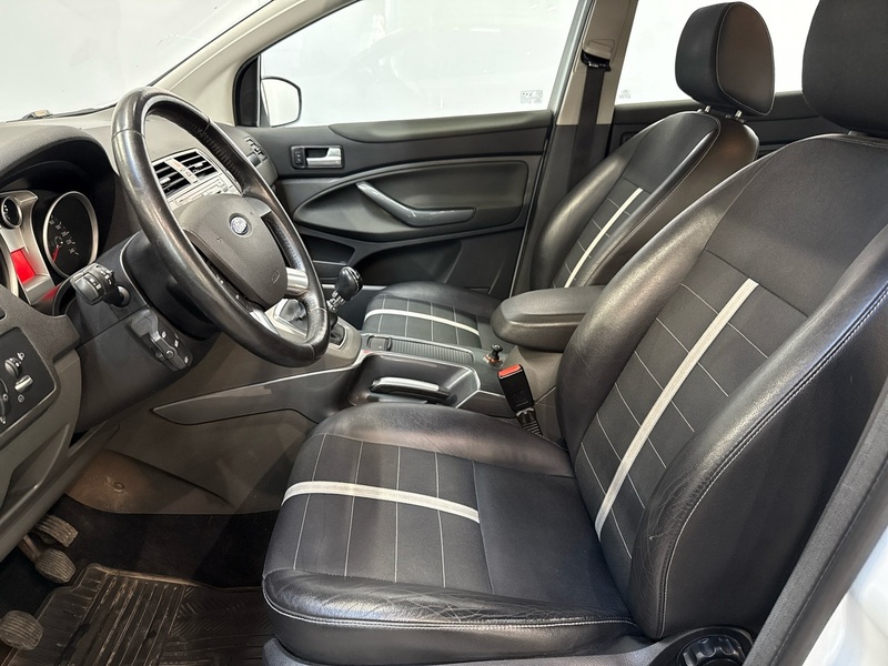 Ford Kuga vaihtoauto