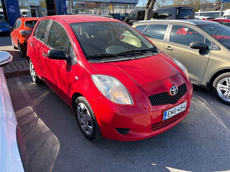 Toyota Yaris vaihtoauto