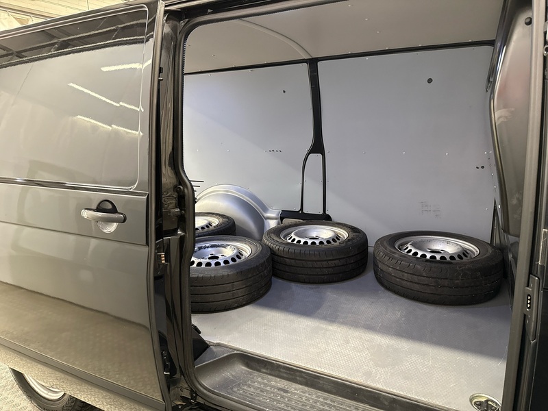 Volkswagen Transporter vaihtoauto