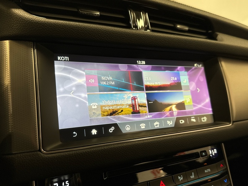 Jaguar XF vaihtoauto