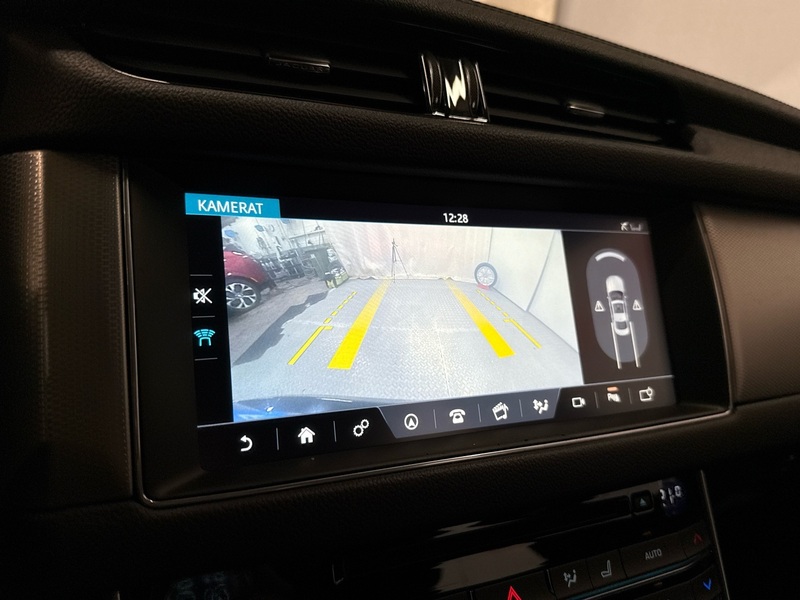 Jaguar XF vaihtoauto