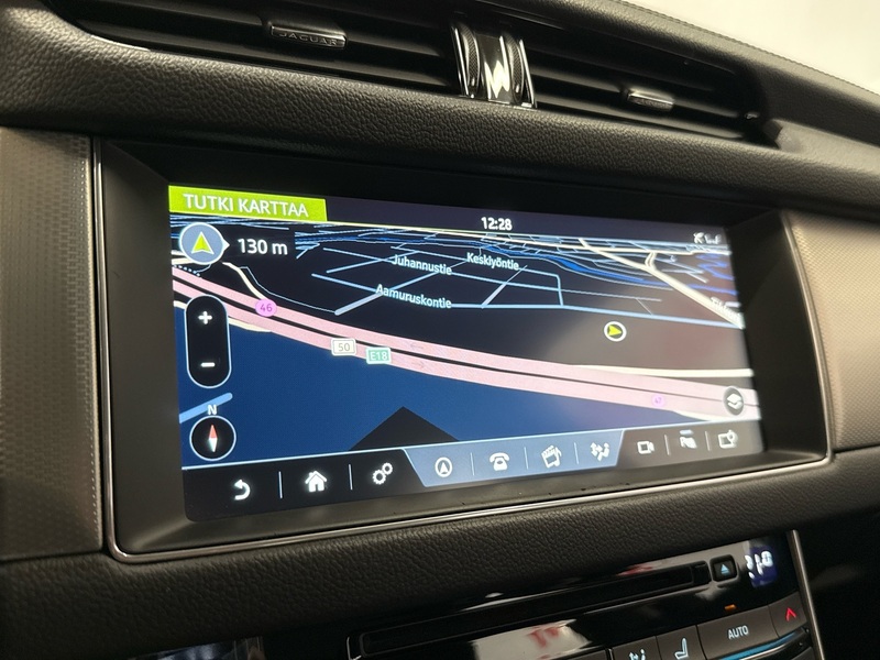 Jaguar XF vaihtoauto