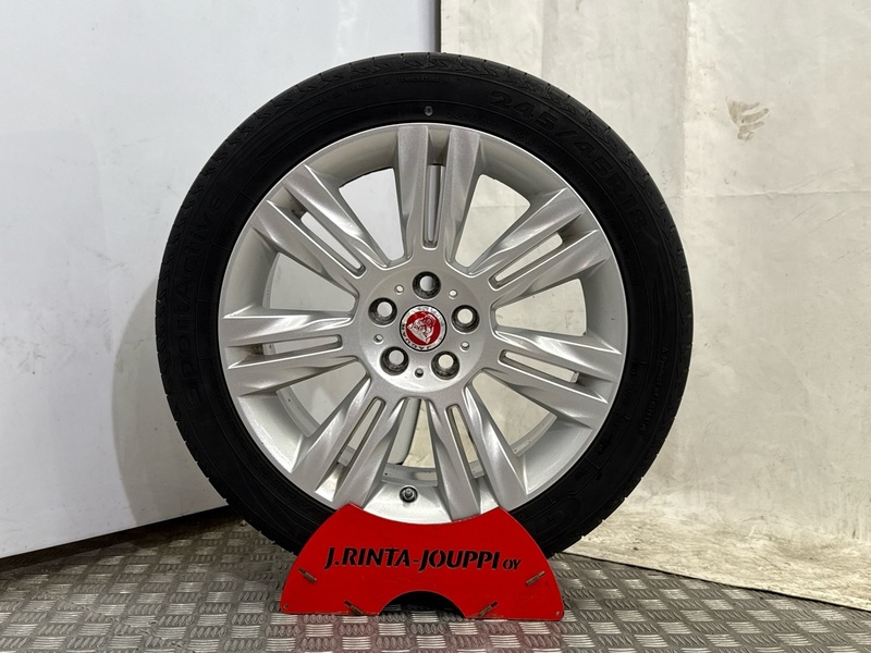 Jaguar XF vaihtoauto