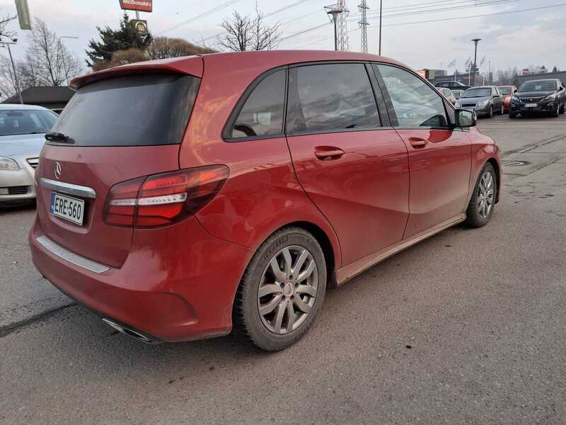 Mercedes-Benz B vaihtoauto