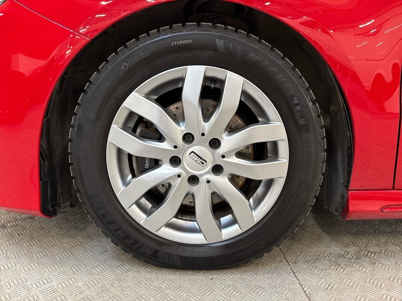 Mercedes-Benz B vaihtoauto