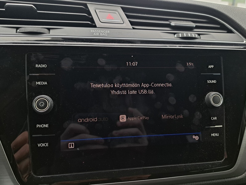 Volkswagen Touran vaihtoauto