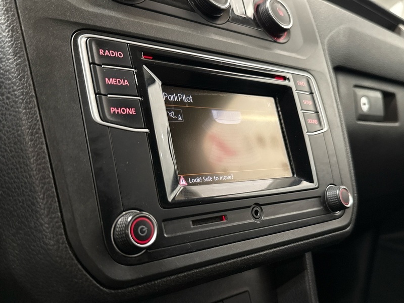 Volkswagen Caddy Maxi vaihtoauto