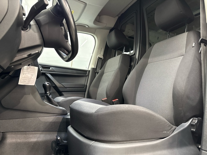 Volkswagen Caddy Maxi vaihtoauto