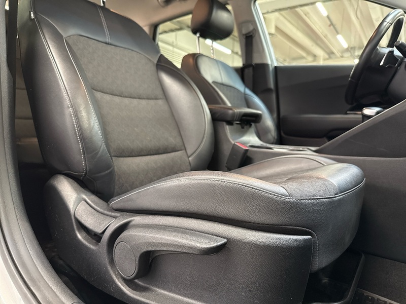 Kia Niro plug-in vaihtoauto